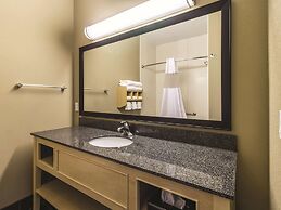 La Quinta Inn & Suites by Wyndham Fargo-Medical Center
