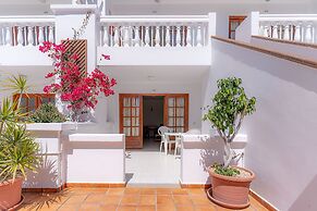 Montana Club Suite Hotel