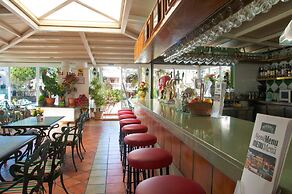 Montana Club Suite Hotel