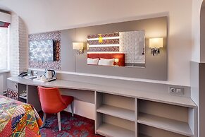 Vega Izmailovo Hotel