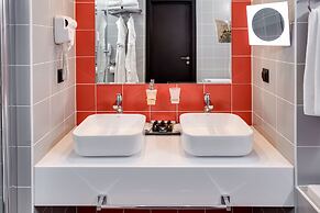 Vega Izmailovo Hotel