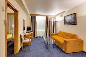 Vega Izmailovo Hotel