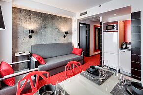 Vega Izmailovo Hotel