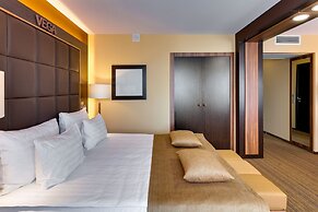 Vega Izmailovo Hotel