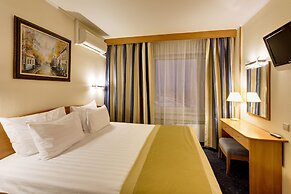 Vega Izmailovo Hotel