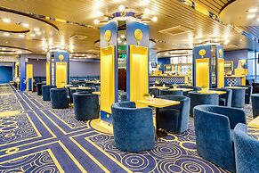 Vega Izmailovo Hotel