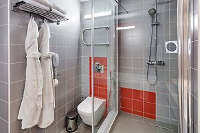 Vega Izmailovo Hotel