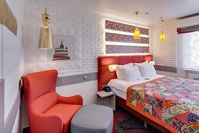 Vega Izmailovo Hotel