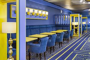 Vega Izmailovo Hotel