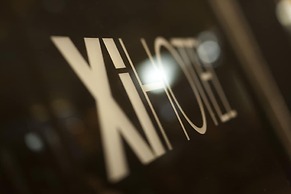 Xi Hotel