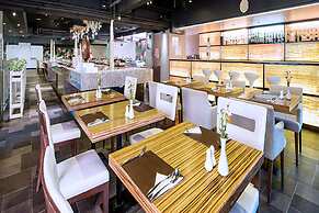 Furama Silom Bangkok Hotel