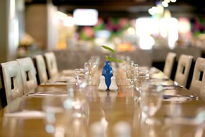 Furama Silom Bangkok Hotel