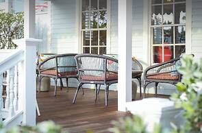 Duval Gardens at Southernmost Beach Resort – Adults Only