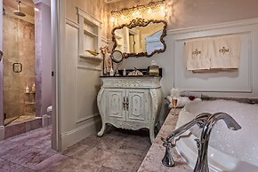 Cameo Heights Mansion