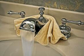 Cameo Heights Mansion