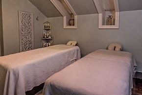 Cameo Heights Mansion