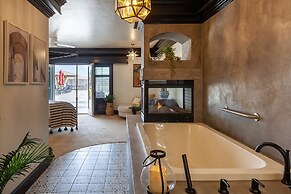 Cameo Heights Mansion