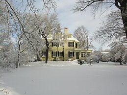 Delano Homestead Bed & Breakfast