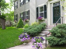 Delano Homestead Bed & Breakfast