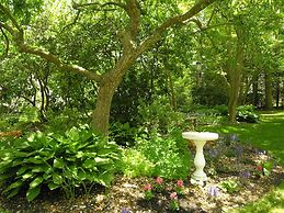 Delano Homestead Bed & Breakfast