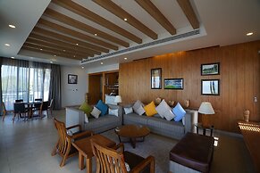 Moksha Himalaya Spa Resort