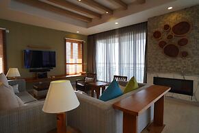 Moksha Himalaya Spa Resort