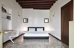 Palazzo Paruta & Wellness Apartments