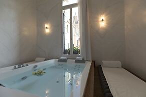 Palazzo Paruta & Wellness Apartments