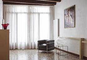 Palazzo Paruta & Wellness Apartments