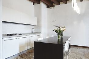 Palazzo Paruta & Wellness Apartments