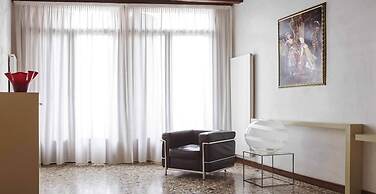 Palazzo Paruta & Wellness Apartments