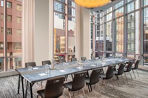 W Boston, a Marriott Hotel