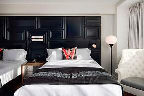 W Boston, a Marriott Hotel