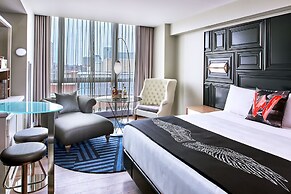 W Boston, a Marriott Hotel