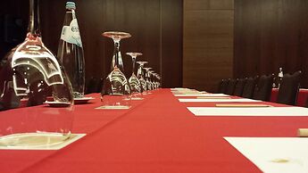 H2otel Congress & Medical Spa