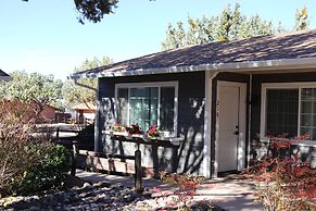 Sky Ranch Lodge