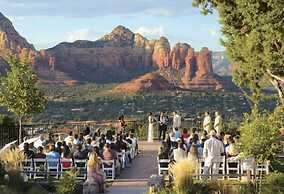 Sky Ranch Lodge