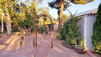 Sky Ranch Lodge