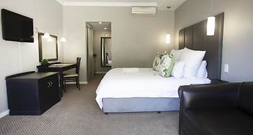 Ruslamere Hotel & Conference Centre