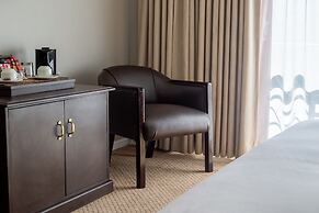 Ruslamere Hotel & Conference Centre