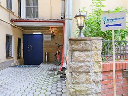 Austrian Yard at Furshtatskaya 45