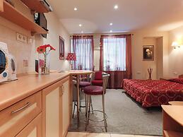 Austrian Yard at Furshtatskaya 45