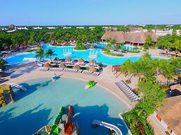 Grand Palladium Colonial Resort & Spa All Inclusive