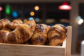 Holiday Inn Express Lisbon Airport by IHG