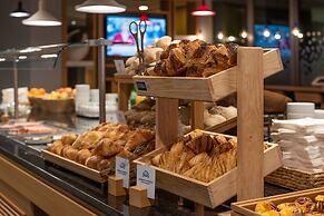 Holiday Inn Express Lisbon Airport by IHG