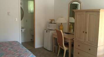 Tallwood Motel Wells