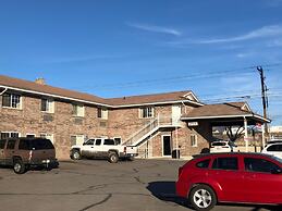 Ameri-Stay Inn & Suites