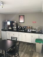 Ameri-Stay Inn & Suites