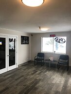 Ameri-Stay Inn & Suites