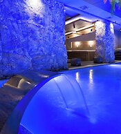 Premier Luxury Mountain Resort